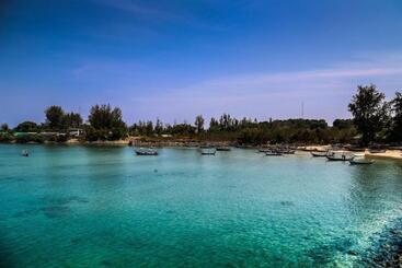 هتل Phuket Boat Quay