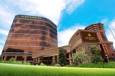 Royal Century Hotel Shanghai