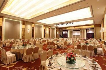 Royal Century Hotel Shanghai