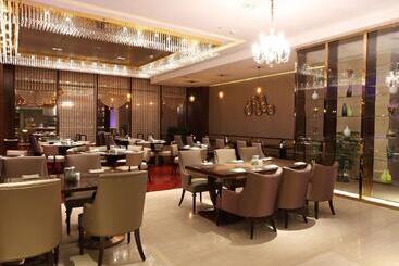 Royal Century Hotel Shanghai