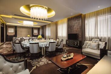 Royal Century Hotel Shanghai