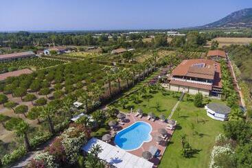 هتل Rurale Orti Di Nora & Spa