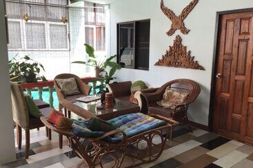 هتل Saithong House