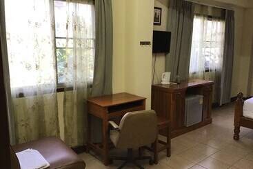 هتل Saithong House