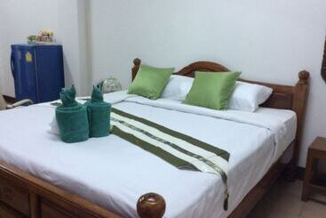 هتل Saithong House