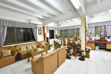 هتل Saithong House