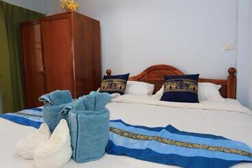 هتل Saithong House