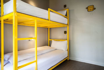 هتل Your Hostel