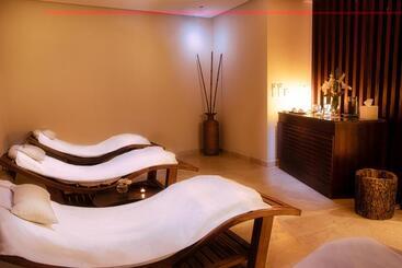 استراحتگاه Azul Ixtapa Grand All Inclusive Suites & Spa Convention Center