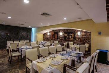 استراحتگاه Azul Ixtapa Grand All Inclusive Suites & Spa Convention Center