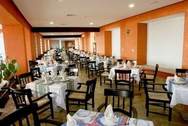 استراحتگاه Azul Ixtapa Grand All Inclusive Suites & Spa Convention Center