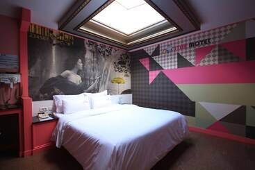 Star Motel