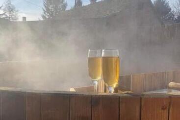 تختخواب و صبحانه Cottage Spa Ada