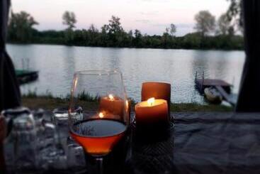 تختخواب و صبحانه Cottage Spa Ada