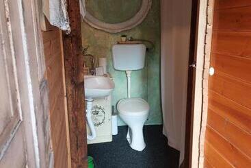 تختخواب و صبحانه Cottage Spa Ada