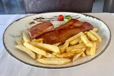 تختخواب و صبحانه Sobe Na Jošanici