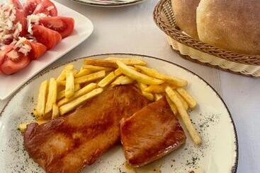 تختخواب و صبحانه Sobe Na Jošanici