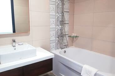 Harry Phu Quoc Hotel 3