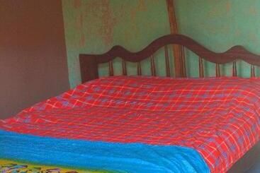 هتل Kabatoro Guest House