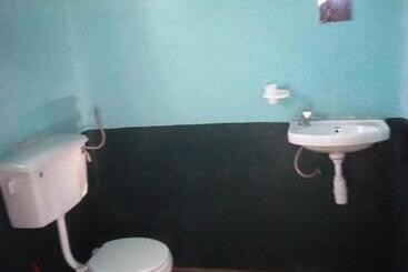 هتل Kabatoro Guest House