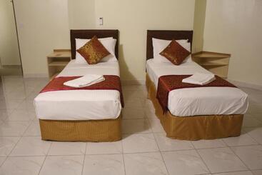 هتل One On Inn Maldives
