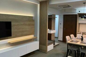Lux Hotel M