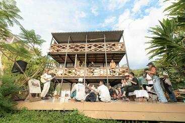 Mambo Hostel Okinawa
