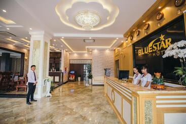 هتل Blue Star
