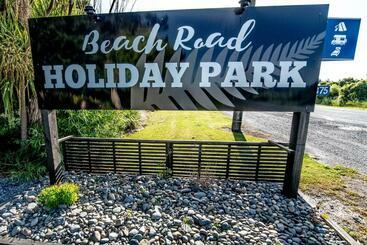هاستل Beach Road Holiday Park