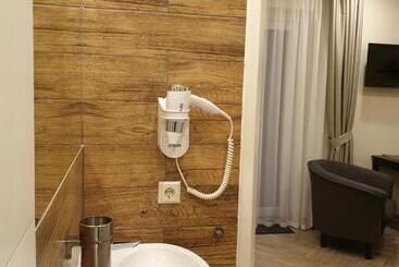 پانسیون Amber Drop Apartments