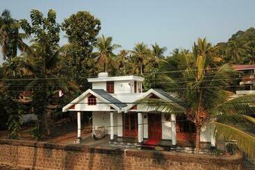 Belhaven Home Stay - Kovalam