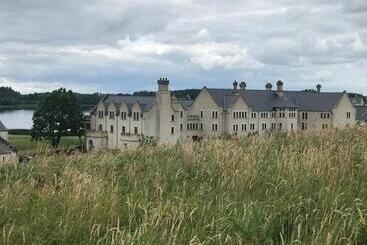 پانسیون Gate Lodge At Lough Erne Golf Village