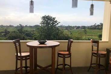 پانسیون Gm Guest House Canggu