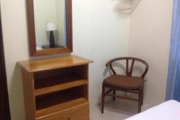پانسیون Mitchell S Guest House