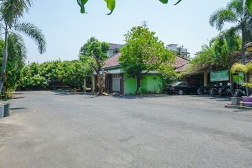 پانسیون Reddoorz @ Jalan Lintas Sumatera Lahat