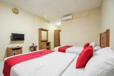 پانسیون Reddoorz @ Jalan Lintas Sumatera Lahat