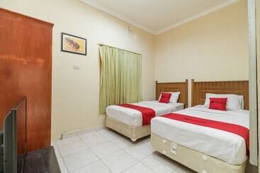 پانسیون Reddoorz @ Jalan Lintas Sumatera Lahat