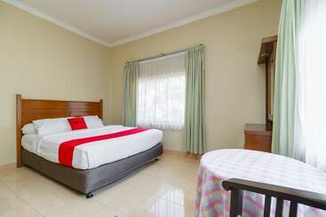 پانسیون Reddoorz @ Jalan Lintas Sumatera Lahat