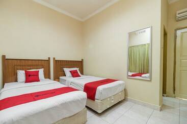 پانسیون Reddoorz @ Jalan Lintas Sumatera Lahat