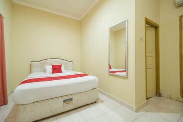 پانسیون Reddoorz @ Jalan Lintas Sumatera Lahat