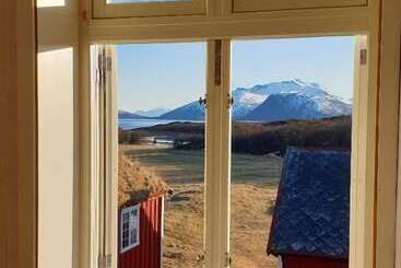 پانسیون Tranøya