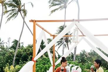 استراحتگاه Cinnamon Velifushi Maldives