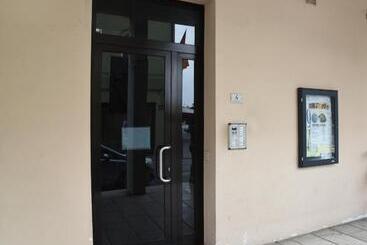 تختخواب و صبحانه Pop Art House Near Venice