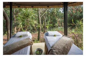 هتل Ndlovu Safari Lodge
