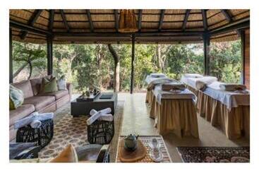 هتل Ndlovu Safari Lodge