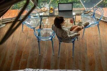 هتل Wine Space