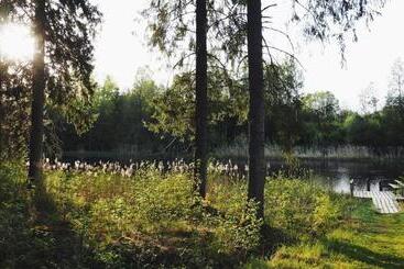 پانسیون Allika Löövi Sauna Cabin
