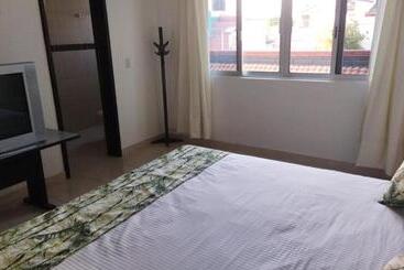 پانسیون Hospedaje Familiar