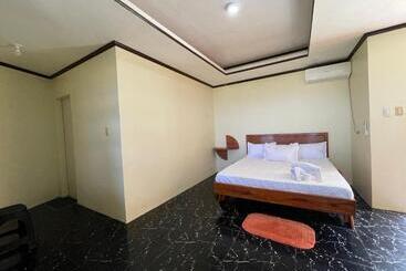 منتجع Puraran Surf Beachfront Suite