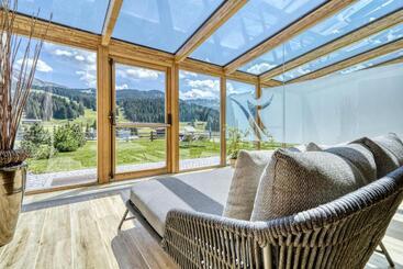 Отель Brunelle Seiser Alm Lodge